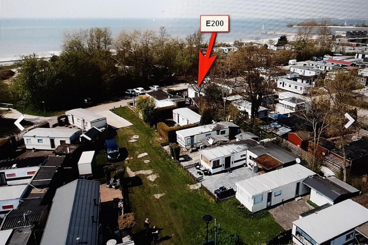 Ferienwohnung Direkt Am Strand In Makkum Exterior photo